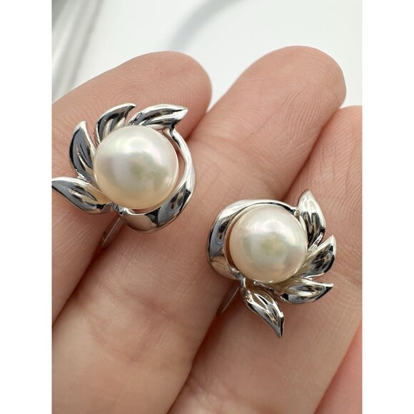 Vintage Cultured Freshwater Pearl and Sterling Silver Earrings Screw-Back